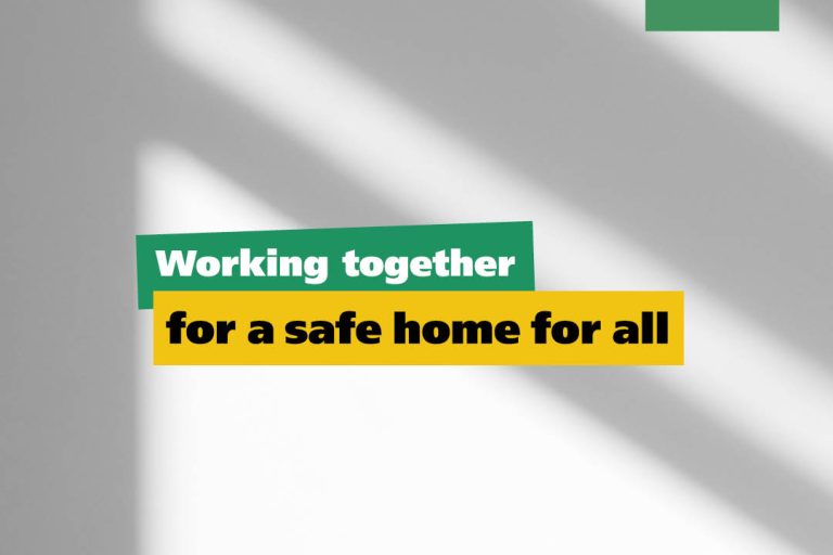 LANDLORDS CAROUSEL CARD 7 EN